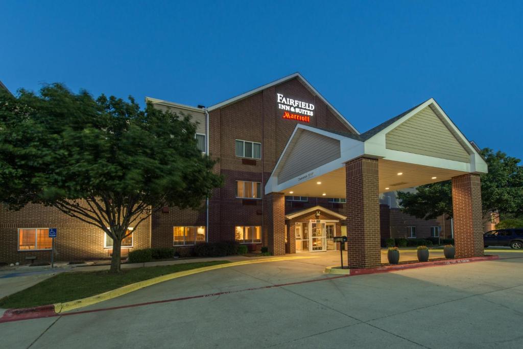 Fairfield Inn & Suites Dallas Lewisville - main image
