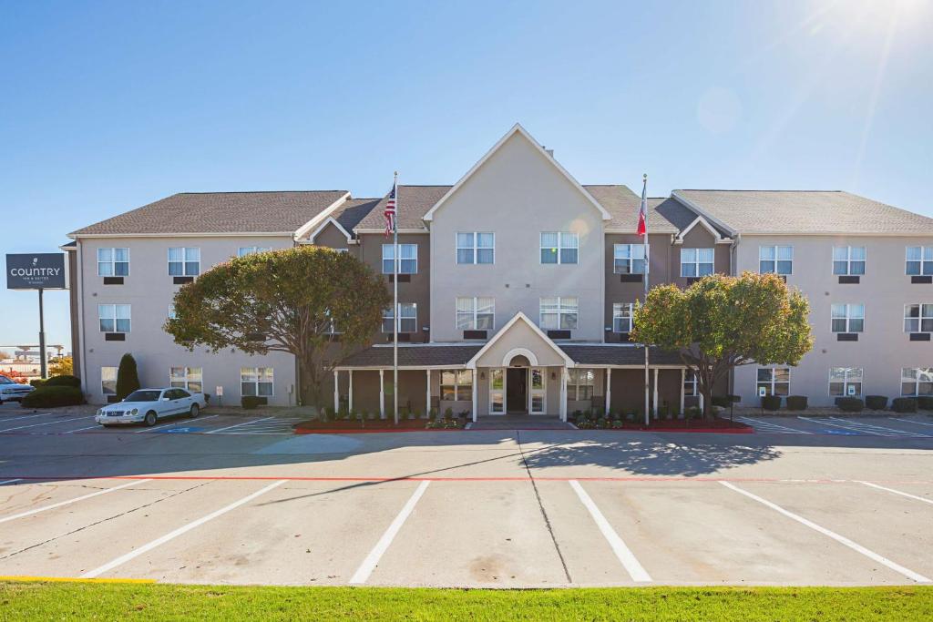 Country Inn & Suites by Radisson Lewisville TX - main image