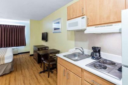 Suburban Extended Stay Lewisville - image 14