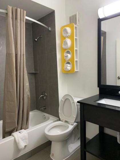 Motel 6-Lewisville TX - Medical City - image 3