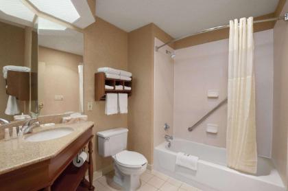 Baymont by Wyndham Lewisville - image 2