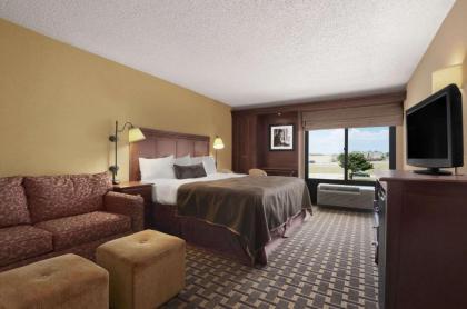 Baymont by Wyndham Lewisville - image 6