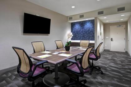Home2 Suites by Hilton Dallas-Lewisville TX - image 3