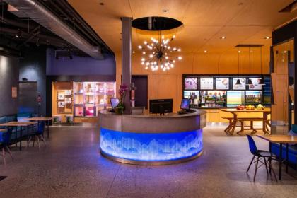 Aloft Lexington - image 21