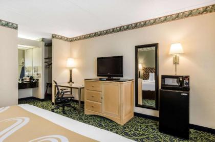 Quality Inn & Suites Lexington - image 14