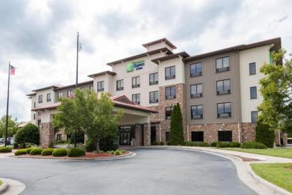 Holiday Inn Express Hotel  Suites Lexington North West the Vineyard an IHG Hotel