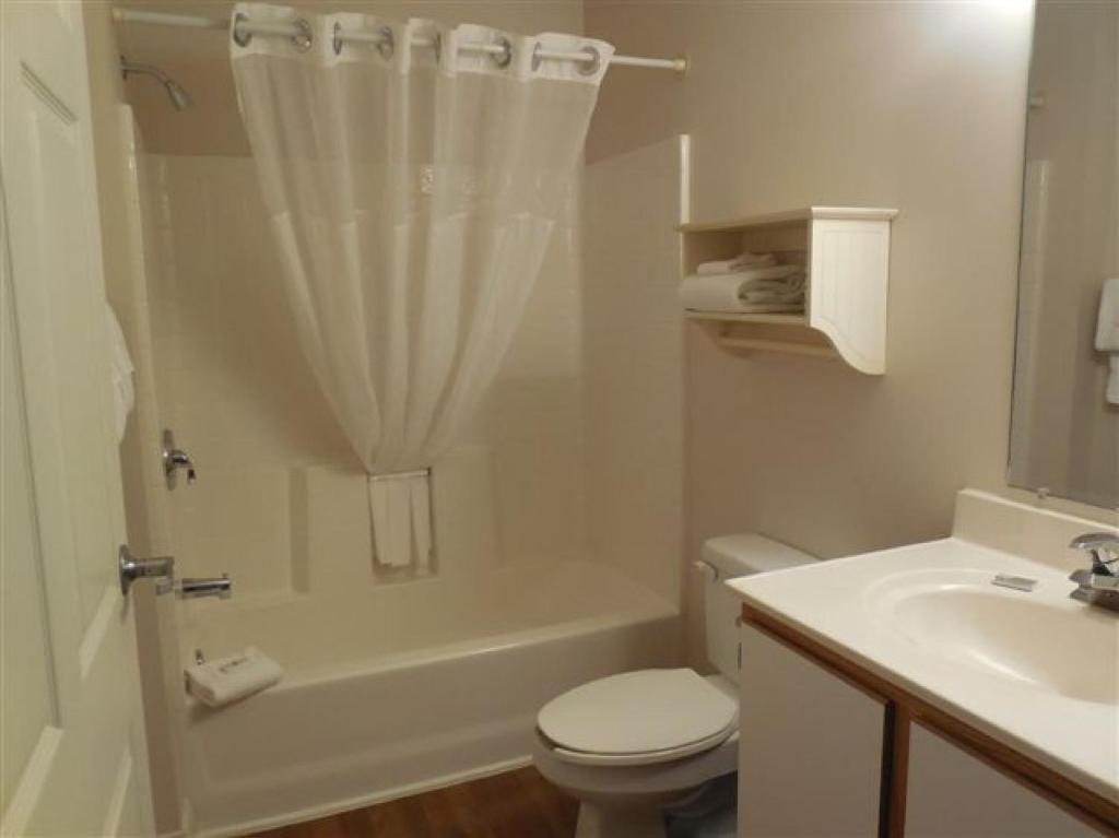 Affordable Suites Lexington - main image