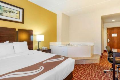 Quality Inn & Suites - image 13