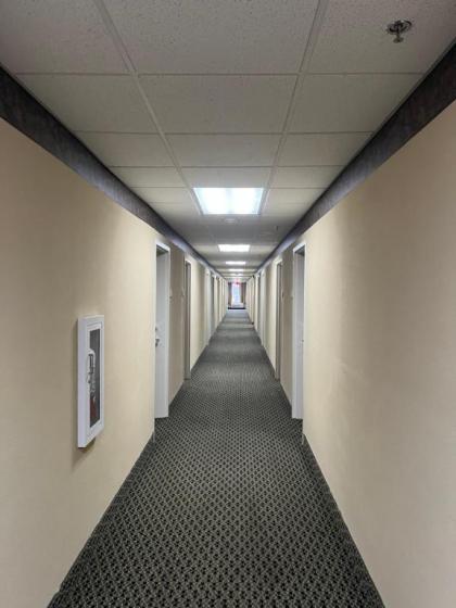 Country Hearth Inn And Suites Lexington - image 15