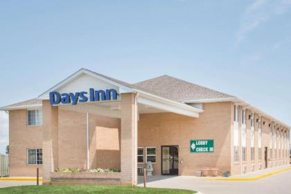 Days Inn by Wyndham Lexington NE - image 1