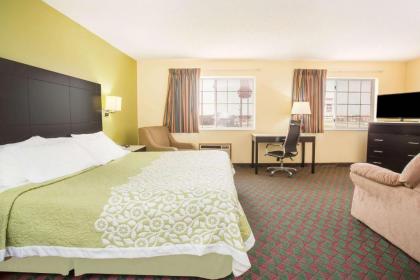Days Inn by Wyndham Lexington NE - image 2