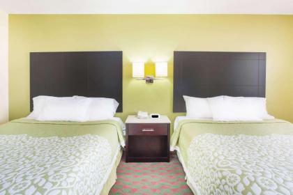 Days Inn by Wyndham Lexington NE - image 3