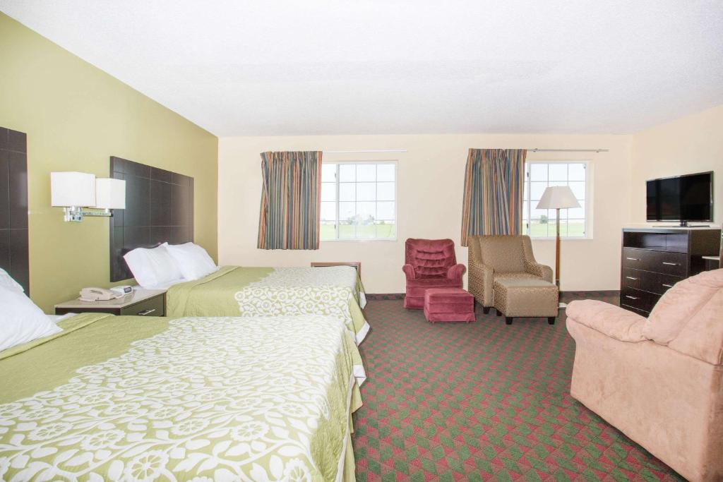 Days Inn by Wyndham Lexington NE - image 6