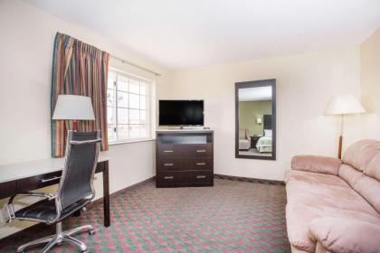 Days Inn by Wyndham Lexington NE - image 7