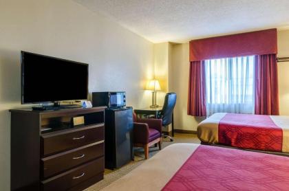 Econo Lodge Lexington - image 3