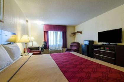 Econo Lodge Lexington - image 4