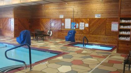 Holiday Inn Express Hotel & Suites Lexington an IHG Hotel - image 2