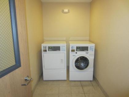 Holiday Inn Express Hotel & Suites Lexington an IHG Hotel - image 4
