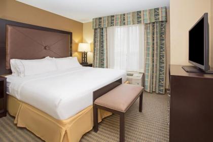 Holiday Inn Express Hotel & Suites Lexington an IHG Hotel - image 8