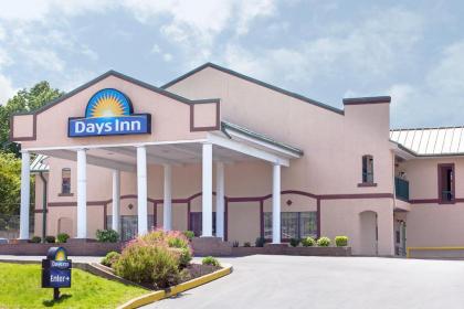 Days Inn by Wyndham Lexington - image 8