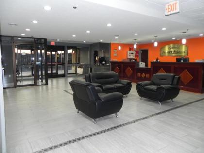 Howard Johnson by Wyndham Lexington - image 8