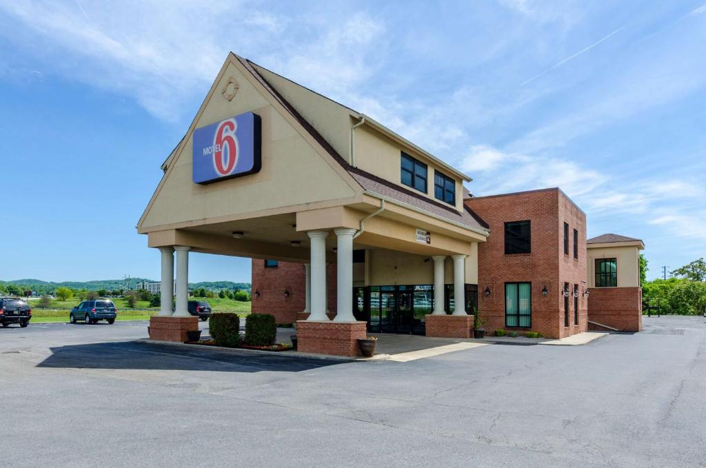 Motel 6-Lexington VA - main image