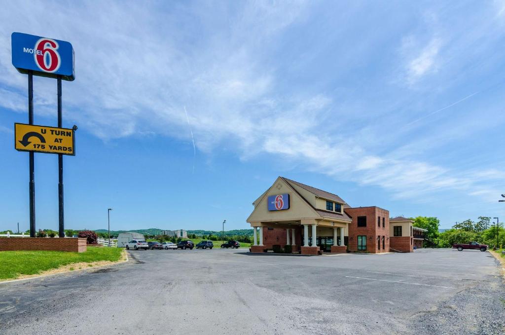 Motel 6-Lexington VA - image 3