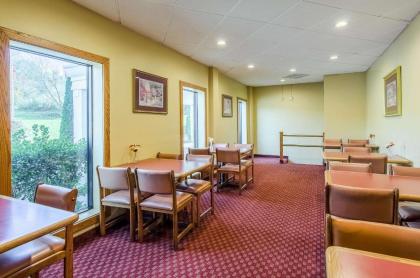 Quality Inn & Suites Lexington near I-64 and I-81 - image 15
