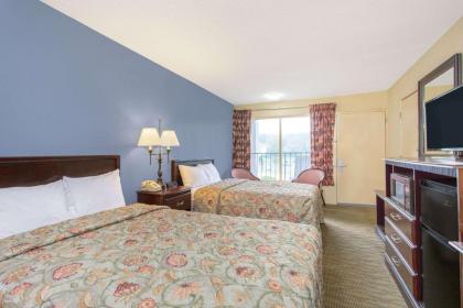Days Inn by Wyndham Lexington - image 5