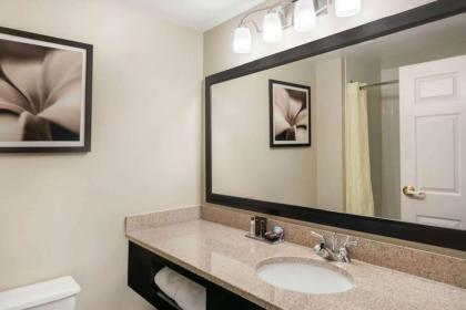 Wingate by Wyndham (Lexington VA) - image 2