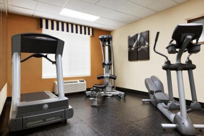 Country Inn & Suites by Radisson Lexington VA - image 13