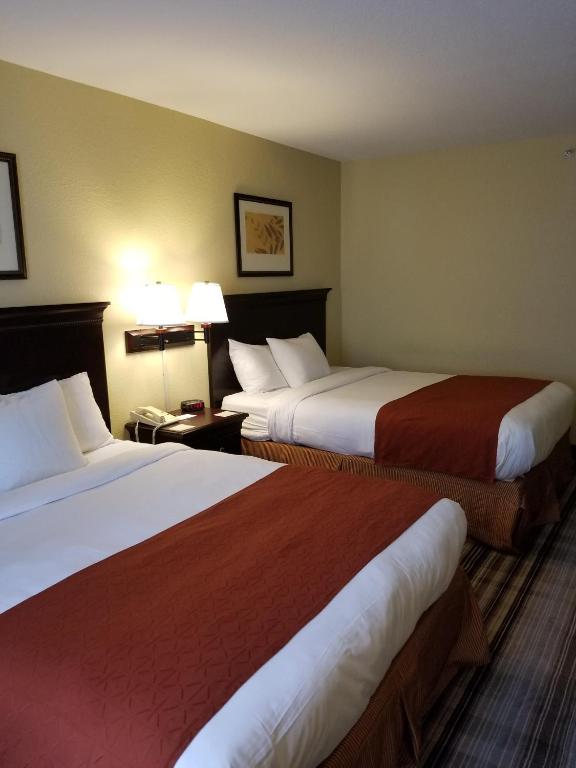 Country Inn & Suites by Radisson Lexington VA - image 7