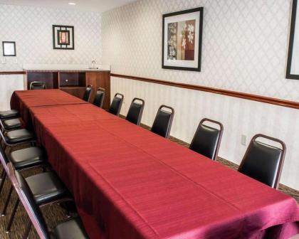 Sleep Inn & Suites Virginia Horse Center - image 12
