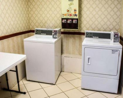 Sleep Inn & Suites Virginia Horse Center - image 4