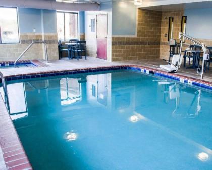 Sleep Inn & Suites Virginia Horse Center - image 9