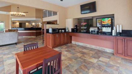 Best Western Lexington Inn - image 15