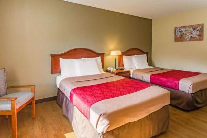 Econo Lodge Lexington Downtown near I-81 - image 15