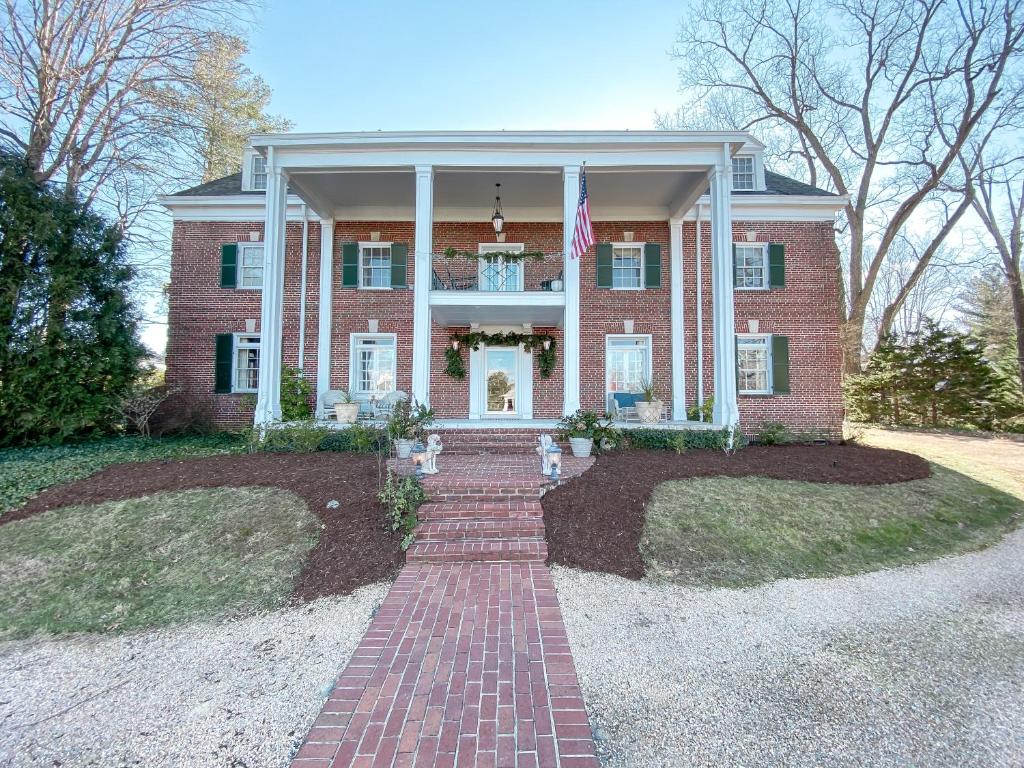 Abigail Inn - main image