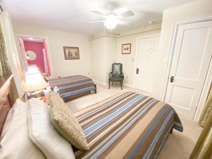 Abigail Inn - image 15