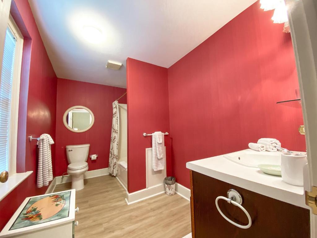 Abigail Inn - image 2