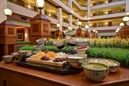 Embassy Suites Lexington - image 2