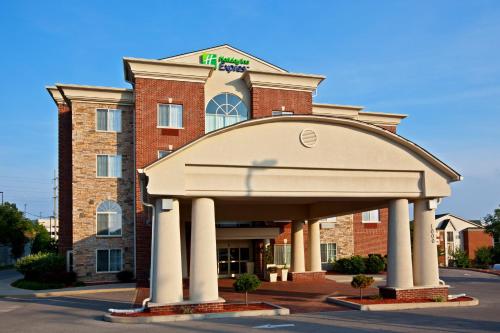 Holiday Inn Express Hotel & Suites Lexington-Downtown University an IHG Hotel - main image