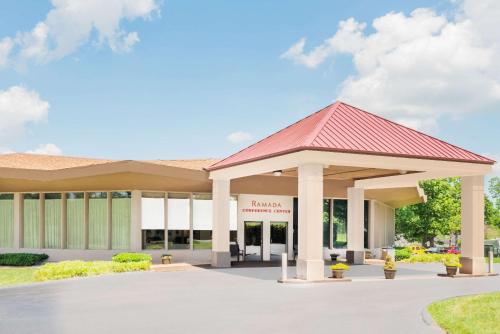 Ramada by Wyndham Lexington North Hotel & Conference Center - main image