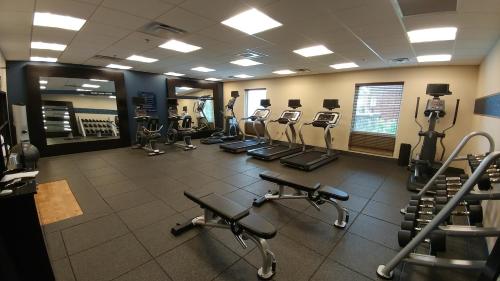Hampton Inn Lexington Medical Center KY - image 5