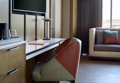Lexington Marriott City Center - image 2