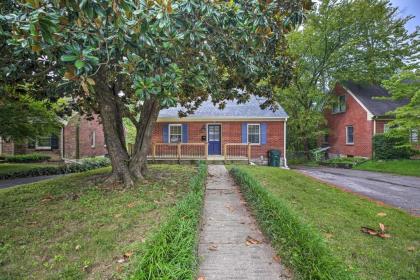 Updated Lexington Apartment Near Downtown UK