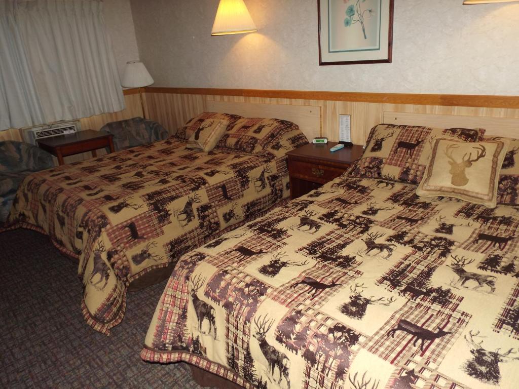 Caboose Motel - main image