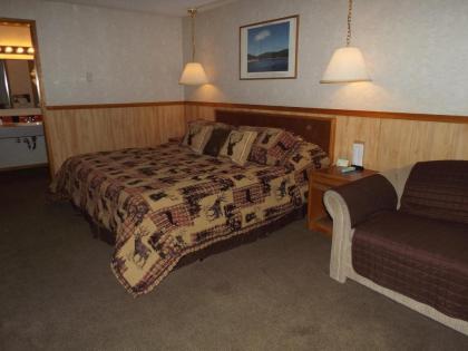 Caboose Motel - image 4