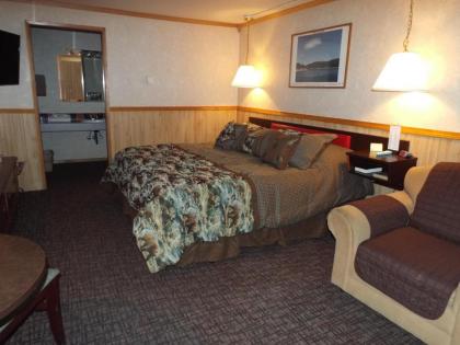 Caboose Motel - image 5