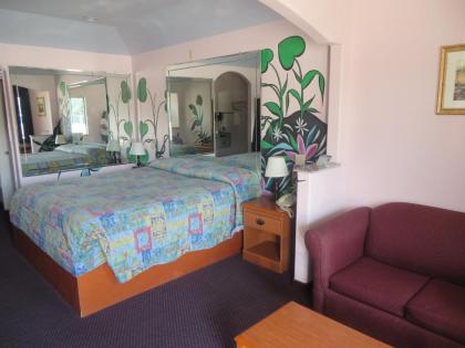 Travelers Inn and Suites Liberty - image 4